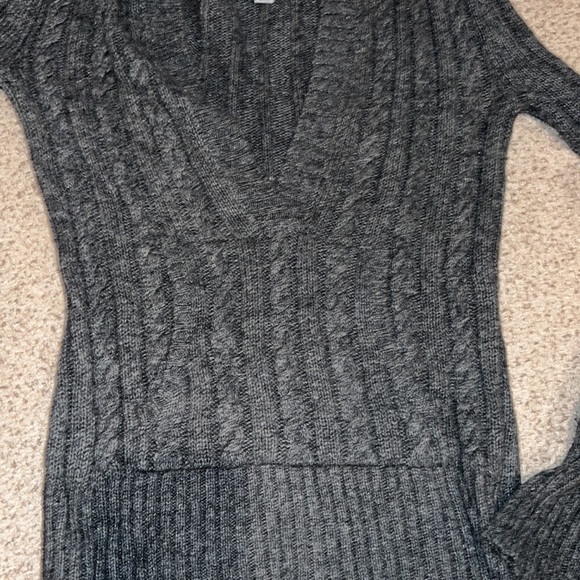Aeropostale V neck hooded sweater gray medium - Picture 3 of 3